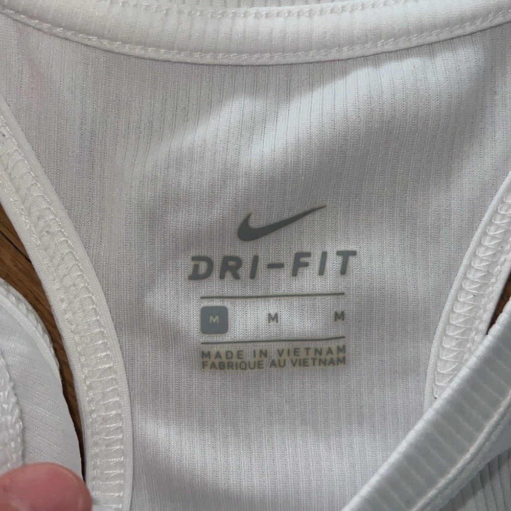 Nike Dri Fit Racerback Tank Size M - Picture 2 of 6